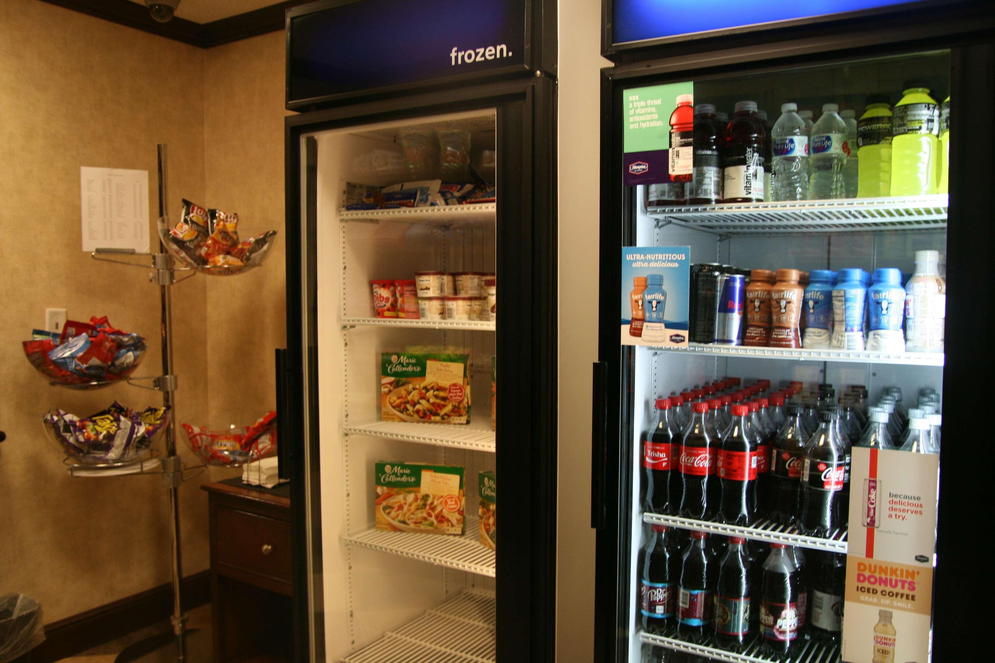 硫磺泉汉普顿酒店 热萨尔弗斯普林斯 外观 照片